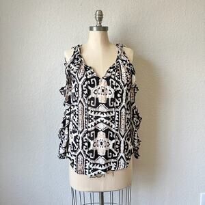 ALICE & TRIXIE Top Black White Abstract Silk Cold Shoulder Tribal